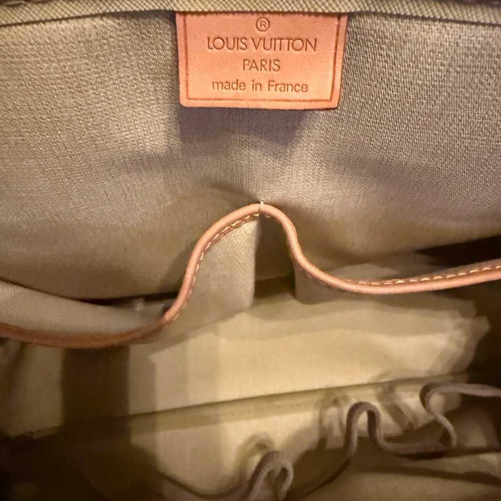 SOLD ****Louis Vuitton Monogram Deauville - Picture 7 of 10